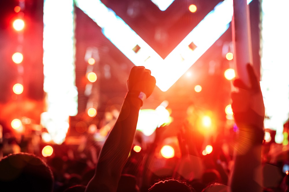 Impreza międzypokoleniowa z DJ Wiką w Bytomiu