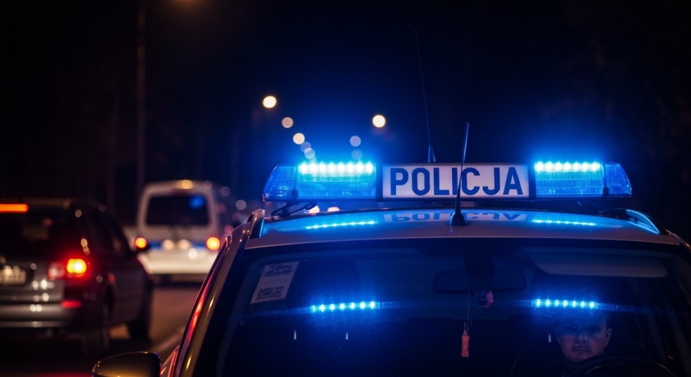 Ucieczka przez okno i narkotyki w Bytomiu: 52-latek w rękach policji!