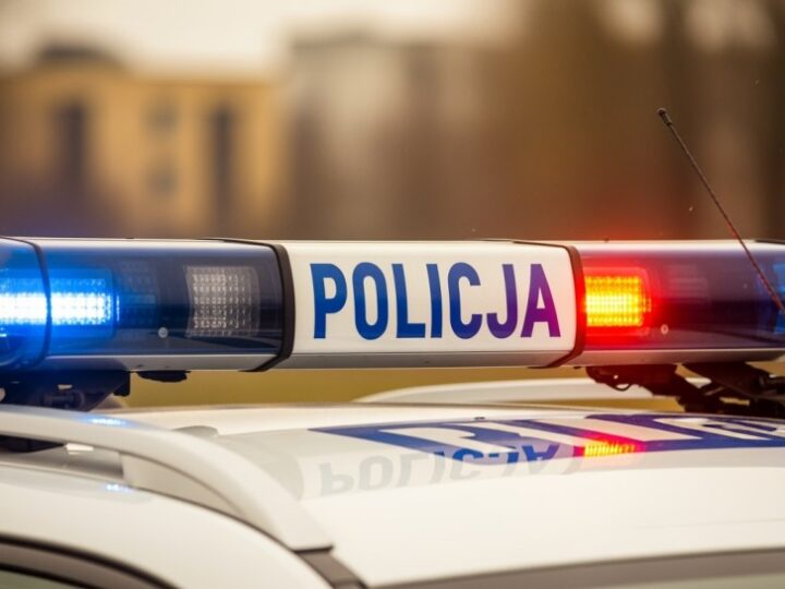 Kobieta sama zgłasza się na policję jako poszukiwana – szokująca historia z Bytomia