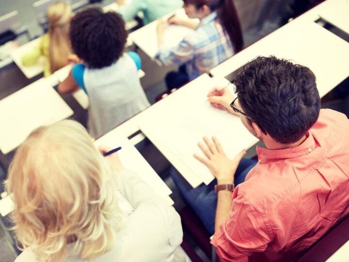 Zadbaj o zdrowie cyfrowe uczniów – weź udział w webinarium!