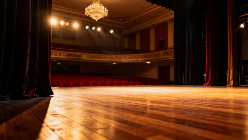 Tartarus: Nowy spektakl o utracie i uwięzieniu w Teatrze Rozbark