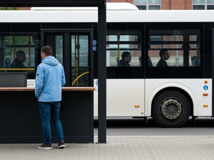 Świąteczne zmiany w rozkładach ZTM: Co musisz wiedzieć?