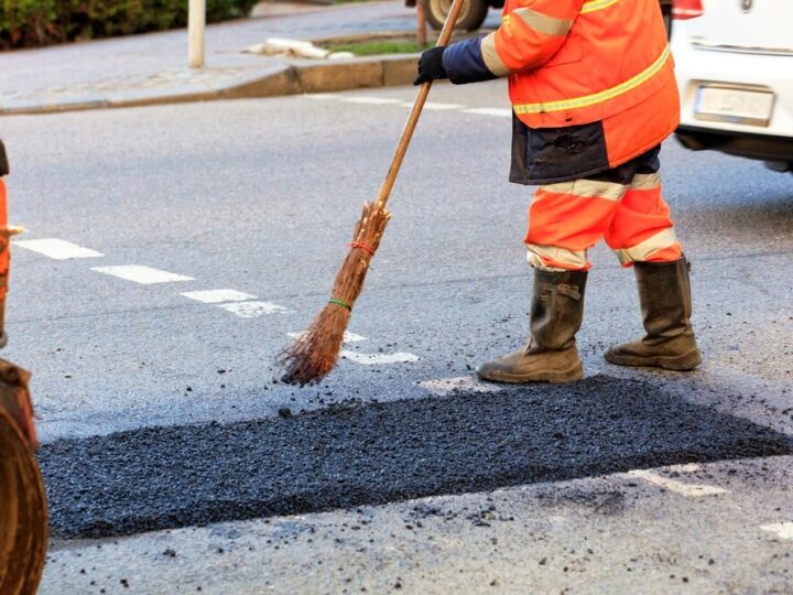 Prace na sygnalizacji świetlnej na skrzyżowaniu Wrocławskiej i Powstańców Warszawskich!