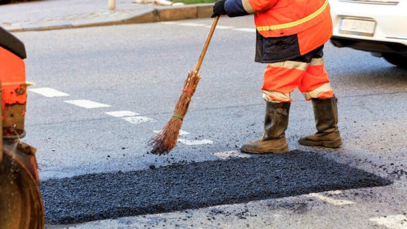 Prace na sygnalizacji świetlnej na skrzyżowaniu Wrocławskiej i Powstańców Warszawskich!