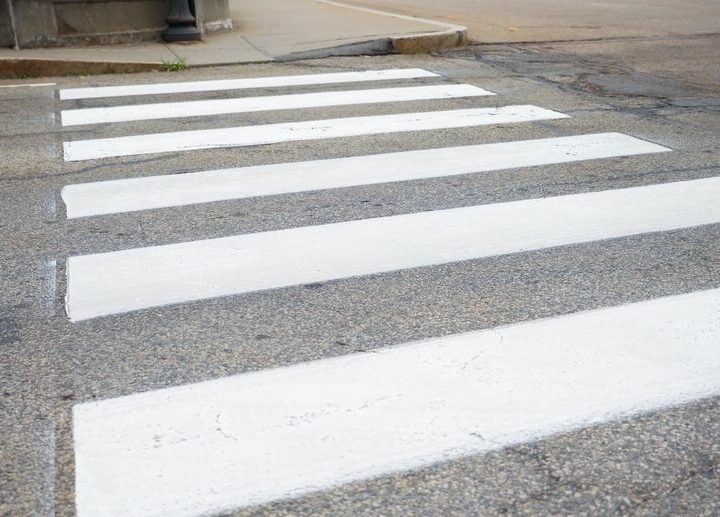 Bezpieczne przedszkole: Policjanci uczą dzieci zasad ochrony